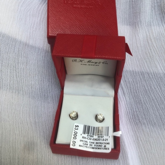 R.H. Macy’s Fine Jewelry - Picture 3 of 5